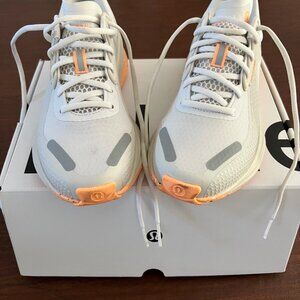 Lululemon blissfeel women's running shoe